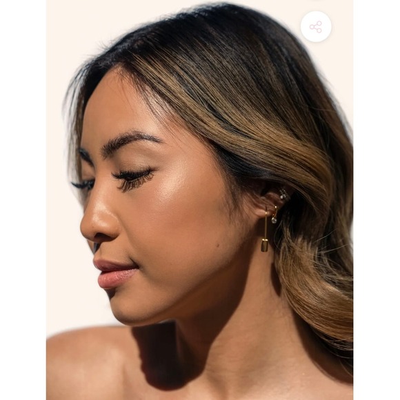 Motd "Something Magical" Highlighting Powder *New* - Picture 4 of 7